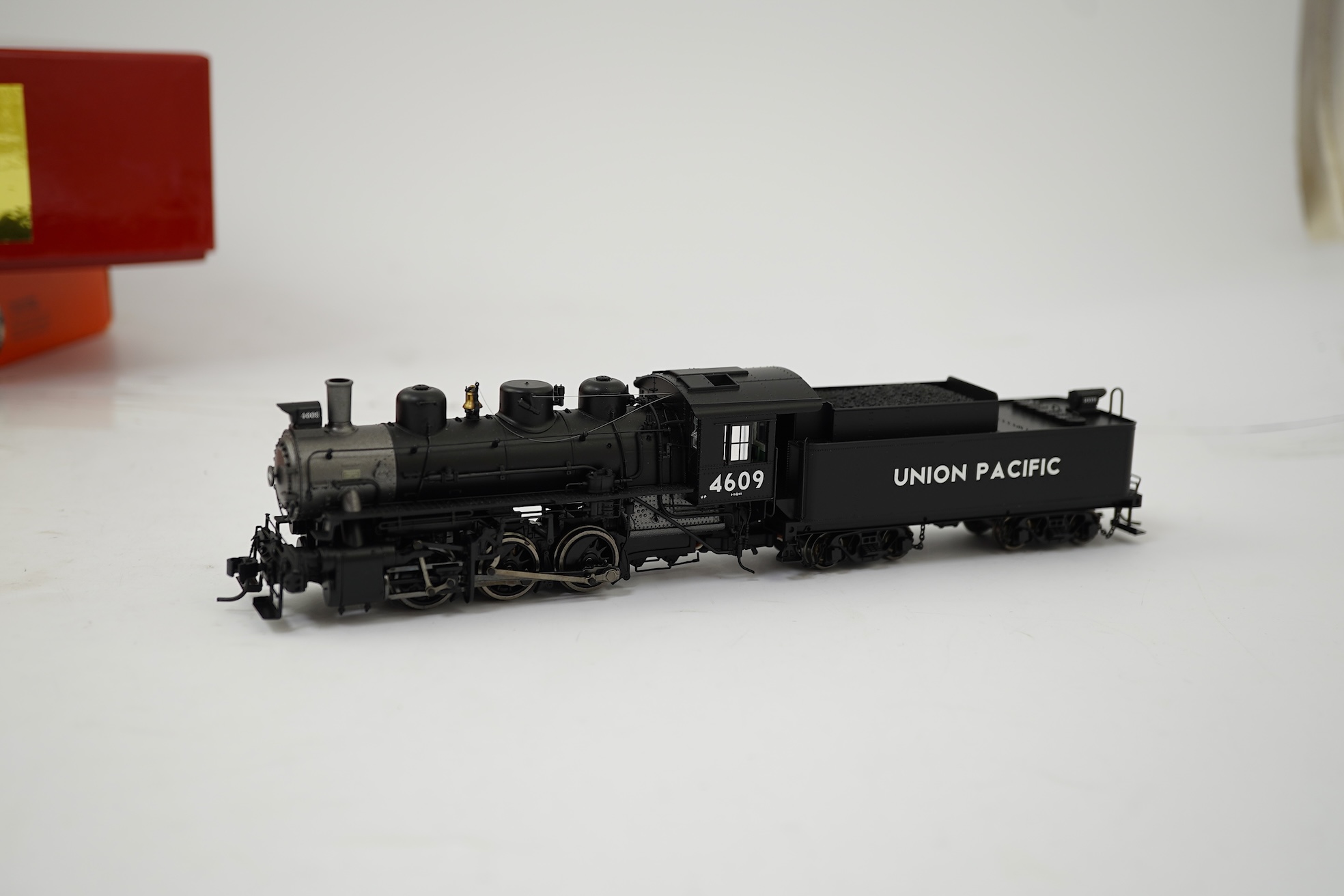 Two boxed HO gauge Union Pacific locomotives; a Proto 2000 Heritage Steam Collection USRA, 4609, 0-6-0 locomotive with bogie tender, together with a Mantua Consolidation, 396, 2-8-0 locomotive with bogie tender, both pow